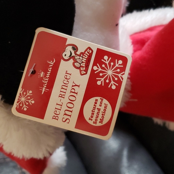 Bell Ringer Snoopy - Picture 3 of 7